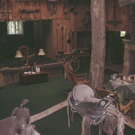 Arrowmont Stables & Cabins Cullowhee Zewnętrze zdjęcie